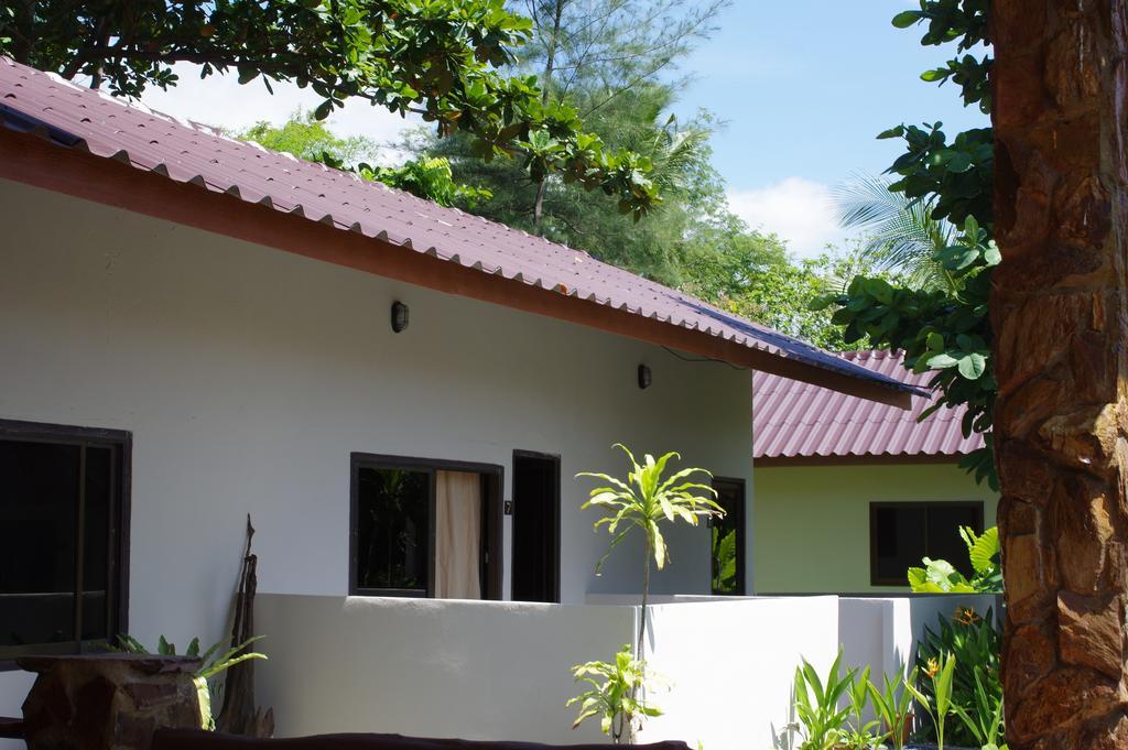 सहारा Thai House Koh Lanta
